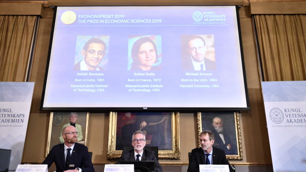 The Nobel prize in economics has been awarded to Abhijit Banerjee, Esther Duflo and Michael Kremer "for their experimental approach to alleviating global poverty." 