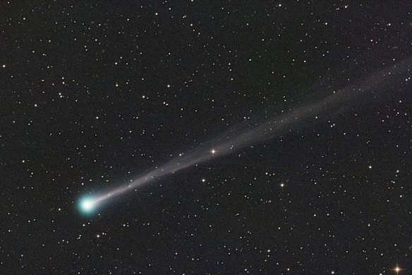 Most meteors are chunks of asteroids but last night’s may have come from an icy comet, similar to the C/2025 R3 PanSTARRS comet that just crossed Australian skies.