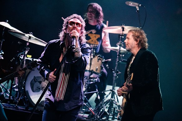 The Black Crowes in full flight at the Enmore. 