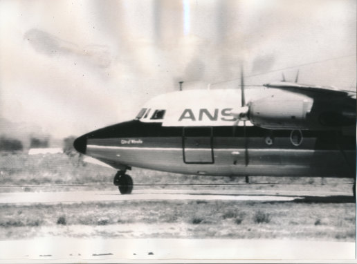 The Ansett plane taxiing at Alice Springs airport while the hijacker negotiates with police.