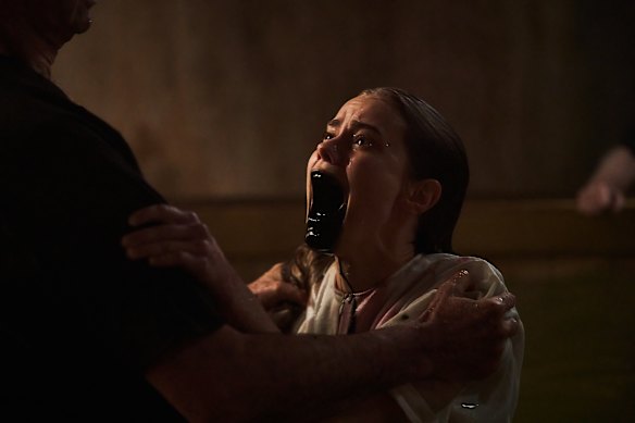 Elizabeth Cullen in Diabolic.