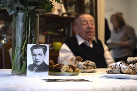 Aurbach keeps memories of brother Mordechai close.