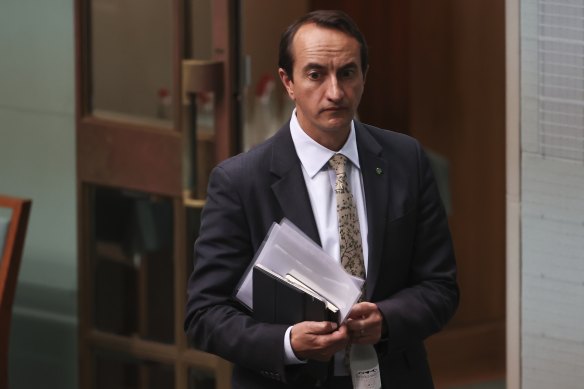 Federal Liberal MP Dave Sharma is among those in Canberra who do not believe NSW can reach zero transmission.