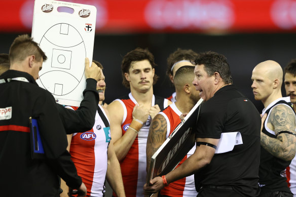 St Kilda outplayed the Western Bulldogs in round two of the AFL season.