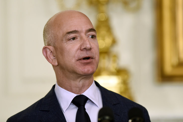 Louis Vuitton chairman Bernard Arnault pips Jeff Bezos as the world's  richest