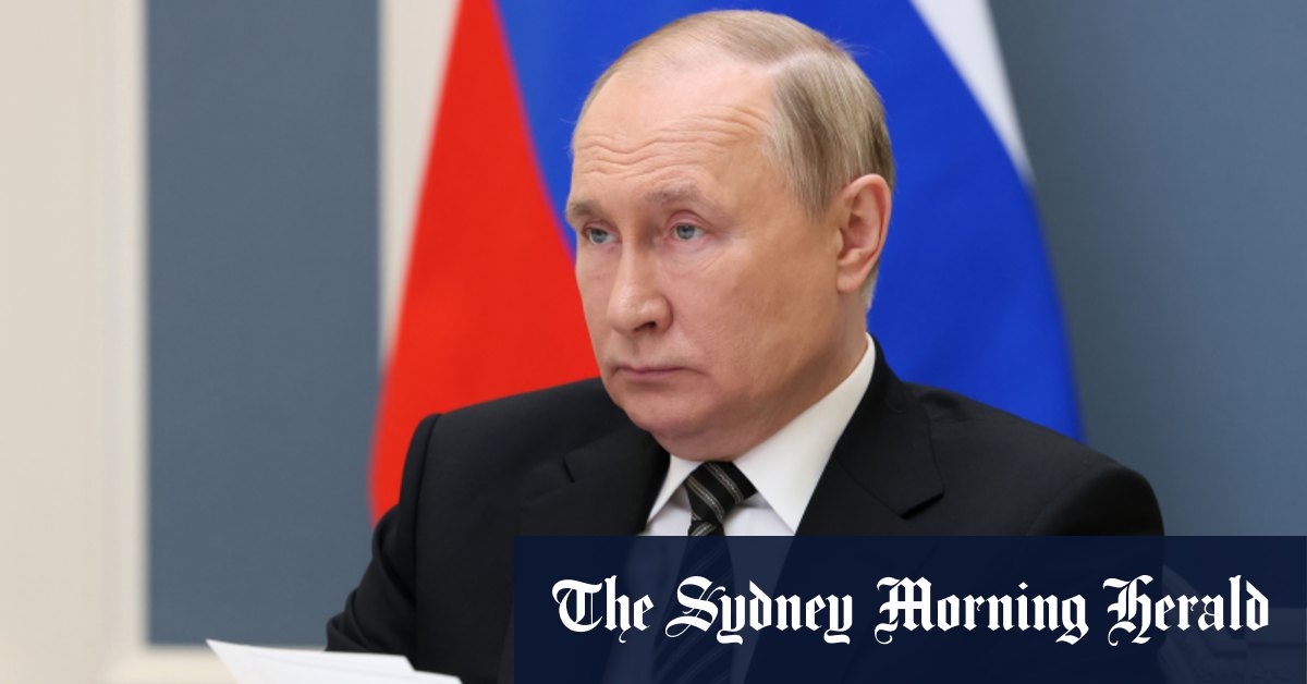 Il cancelliere che ha aiutato Vladimir Putin a salire al potere si è dimesso