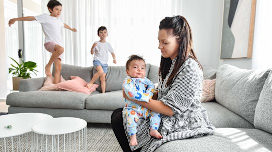 Emma Hodgson with her children.