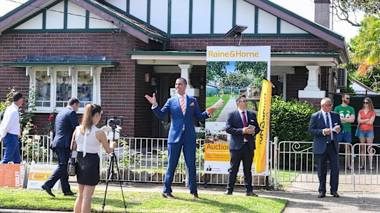 The PEXA electronic property settlements business plans to set up in the UK  this year to try to shake up transactions in that market. 