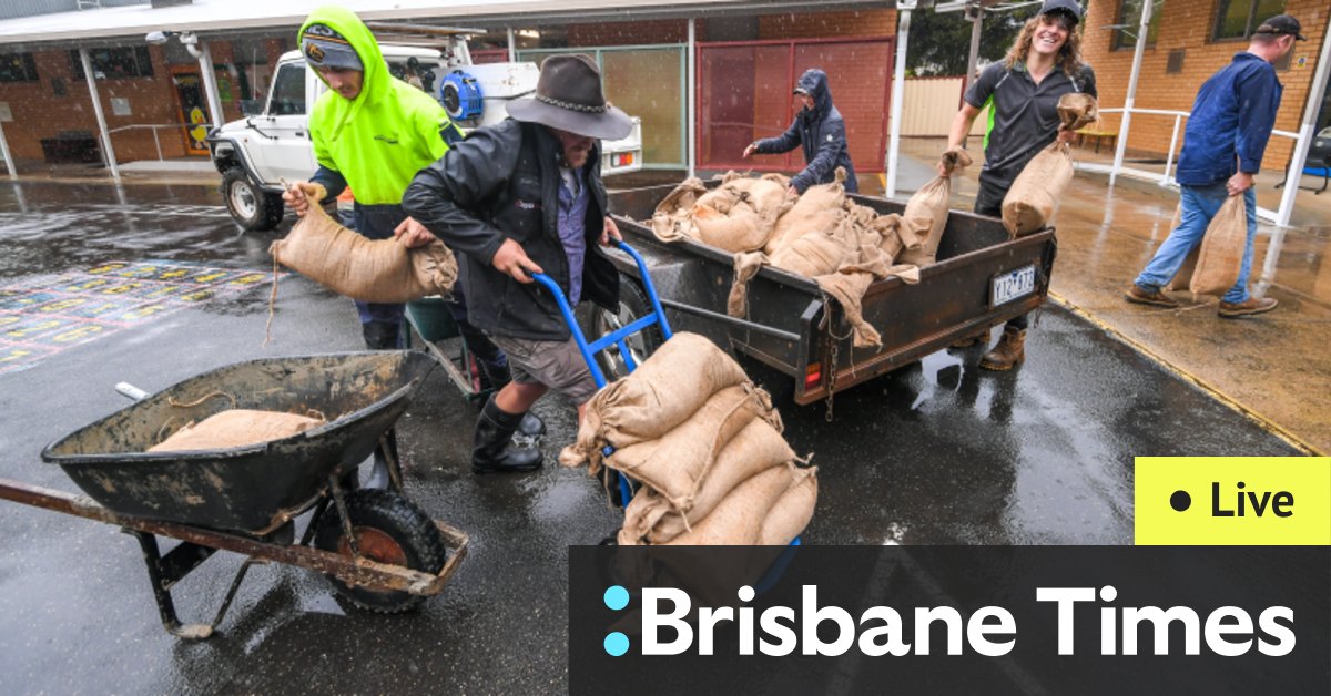 Victorian floods: Towns evacuated, Melbourne suburbs on alert as waters rise - Vimarsana News