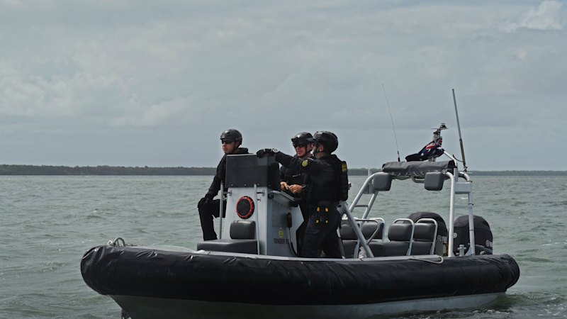 Asylum seeker boat intercepted off Far North Queensland with Chinese nationals onboard