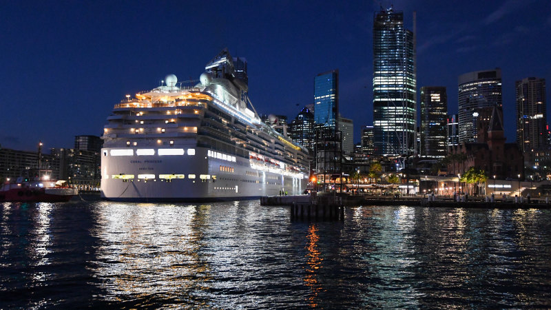 COVID-infected cruise ship docks in Sydney