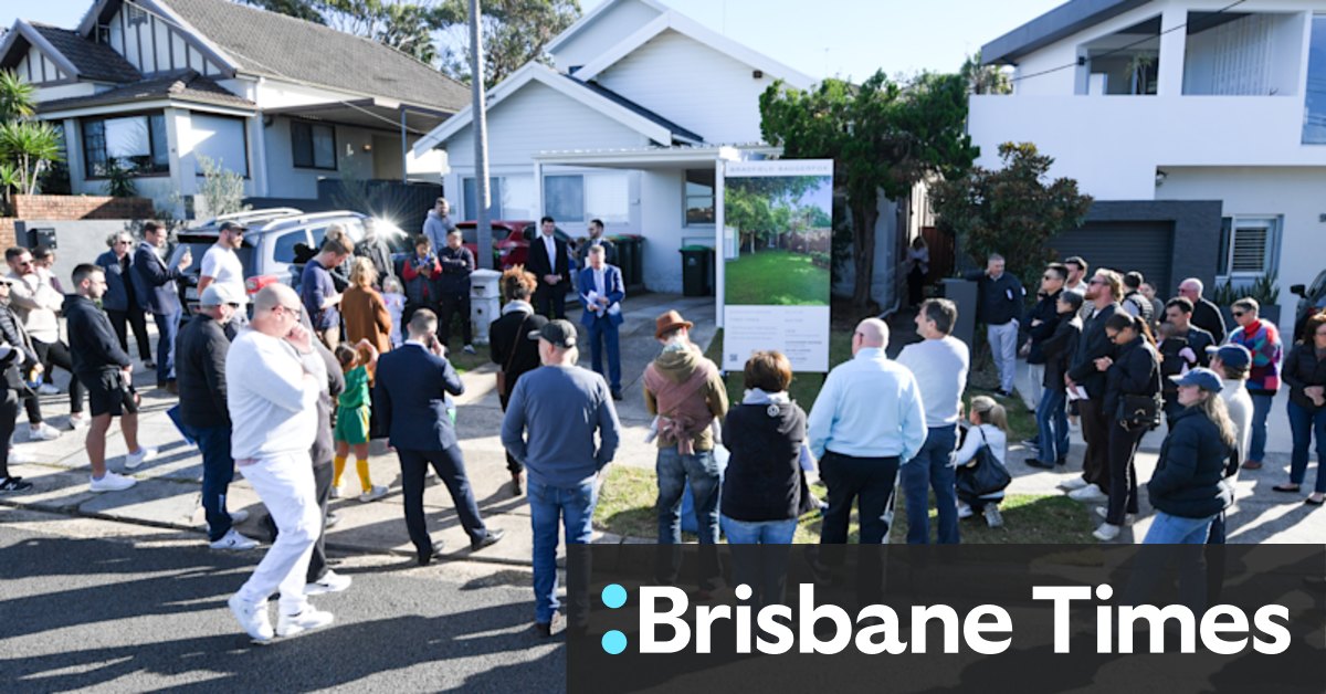 Sydney auctions: Maroubra semi sell for $2.5 million - Vimarsana News