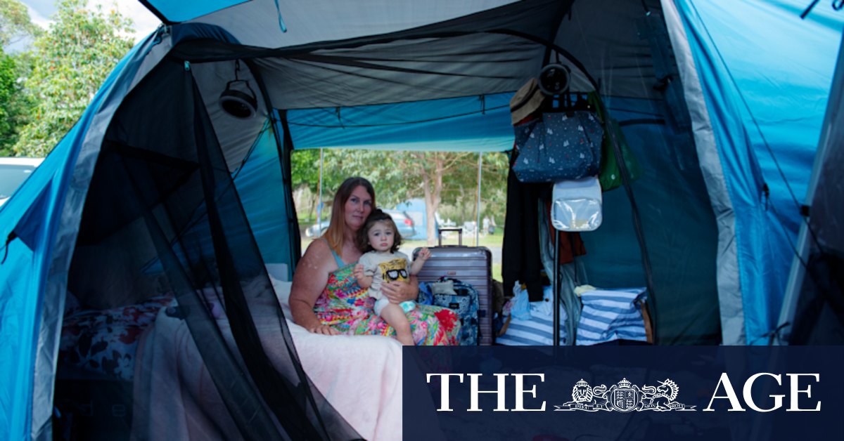 Australia COVID: Homelessness and hardship cases among more than 11,000 stuck outside Queensland - Vimarsana News