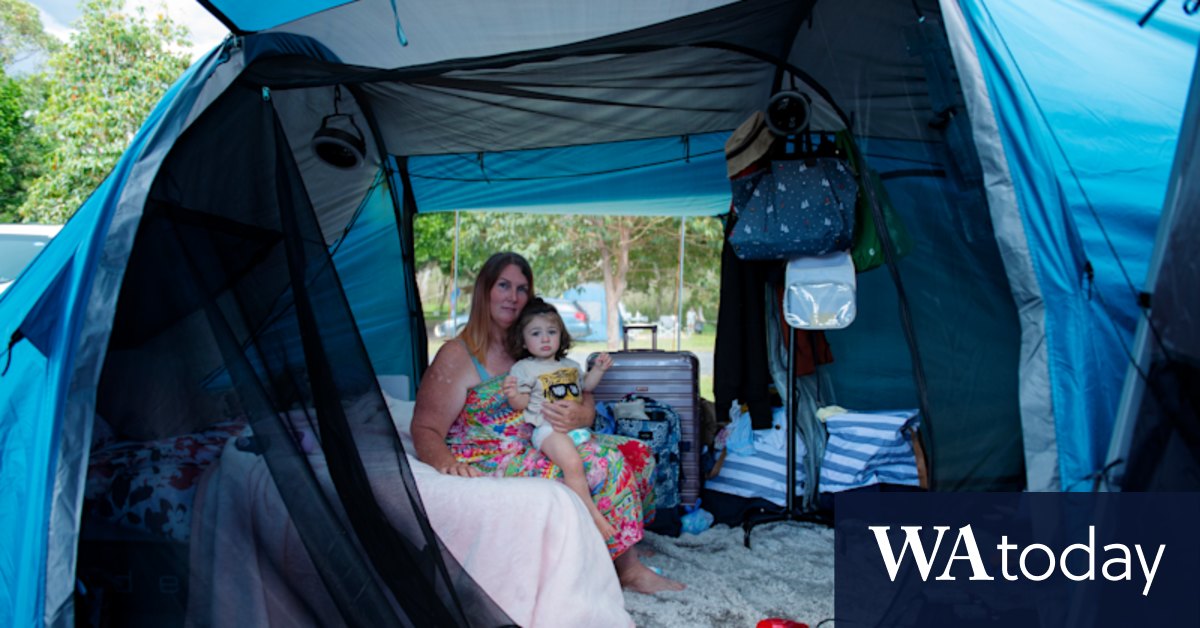 Australia COVID: Homelessness and hardship cases among more than 11,000 stuck outside Queensland - Vimarsana News
