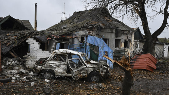 A damaged Soviet-era Ukrainian car “Zaporozhets” next to a destroyed apartment building after Russian shelling in Pokrovsk, Donetsk, Ukraine, on Friday.
