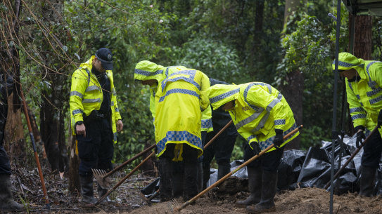 NSW Police, AFP and specialists have gathered to search a new dig  site along Batar Creek Rd in Kendall for the remains of William Tyrrell. 22nd November 2021, Photo Louise Kennerley SMH