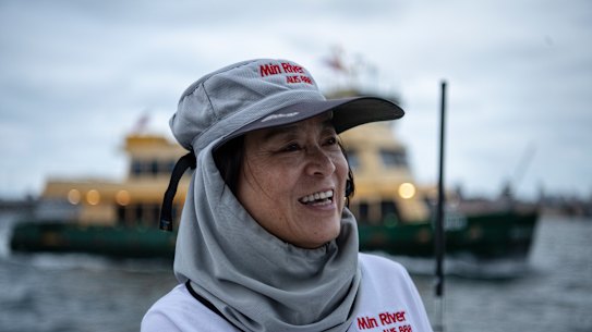 閩江のオーナー兼船長、ジャン・リン。