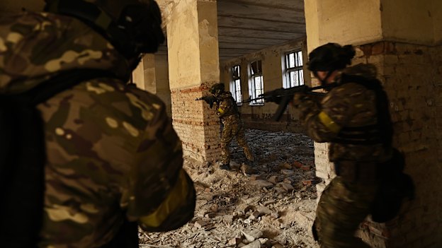 National Guard soldiers train using  imitation methods near Kryviy Rih.