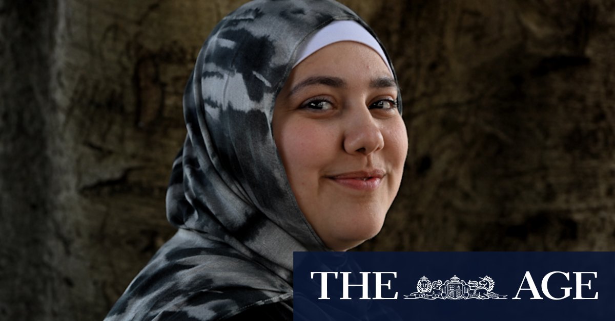 ‘I hated it’: How poet Rania Omar reclaimed her Western Sydney roots