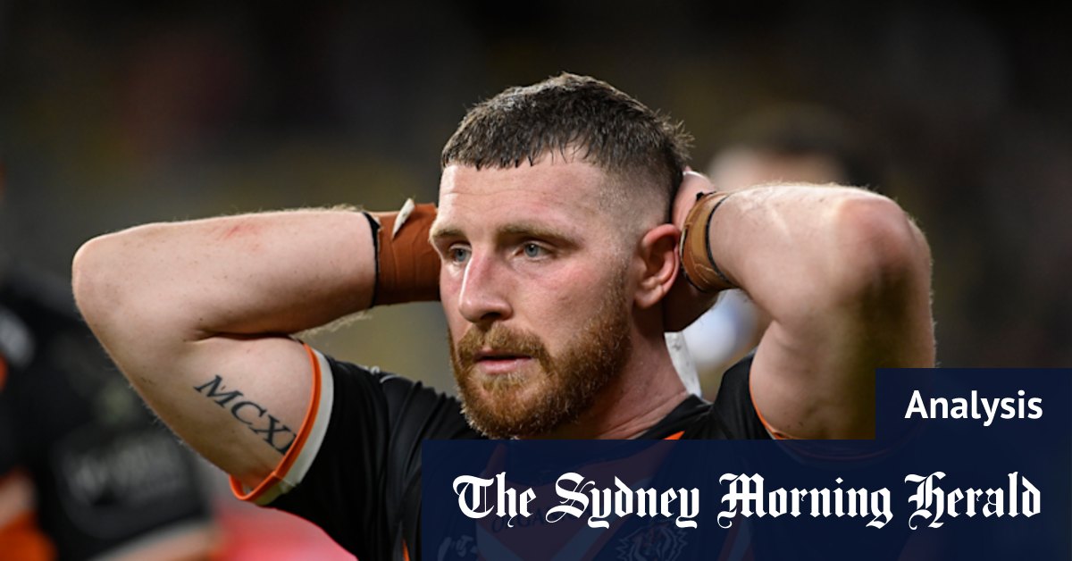 NRL 2023: Wests Tigers halfback Jackson Hastings and Newcastle Knights prop David Klemmer officially swap clubs - Vimarsana News