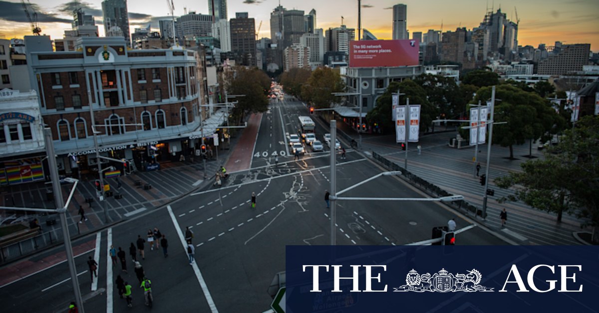 Surry Hills: man injured after brawl outside Oxford Street pub - Vimarsana News