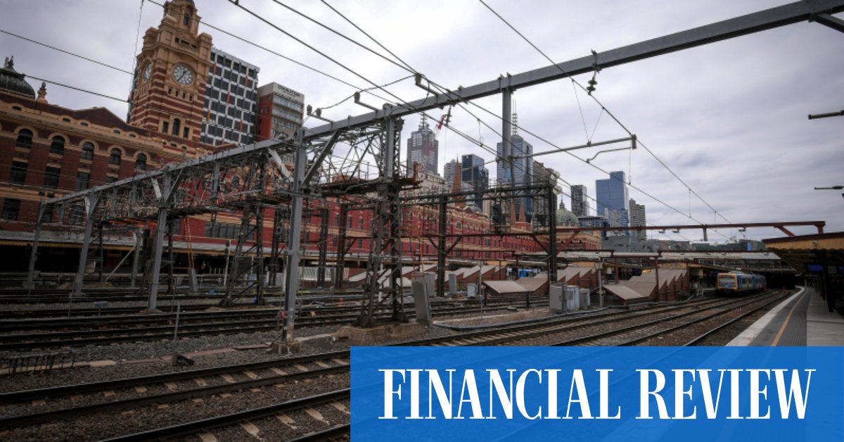 Melbourne CEOs push Andrews on office return