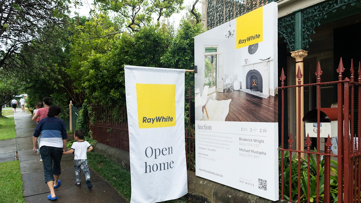 Sydney and Melbourne property prices fall
