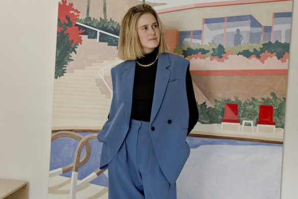 Artist Eliza Gosse on choosing vintage fashion over designer