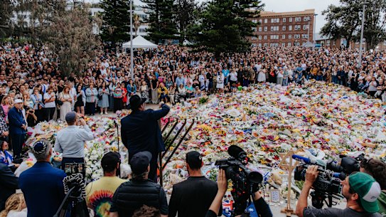 A vigil at the Bondi Pavilion public memorial takes place on December 16, two days after 15 people were killed in an antisemitic attack