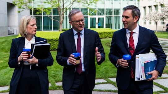 Finance Minister Katy Gallagher, Prime Minister Anthony Albanese and Treasurer Jim Chalmers in the senate courtyard on Tuesday morning.