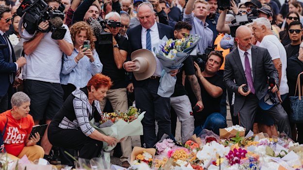 One Nation’s Pauline Hanson and Barnaby Joyce arrive at Bondi Pavilion to show their respect.