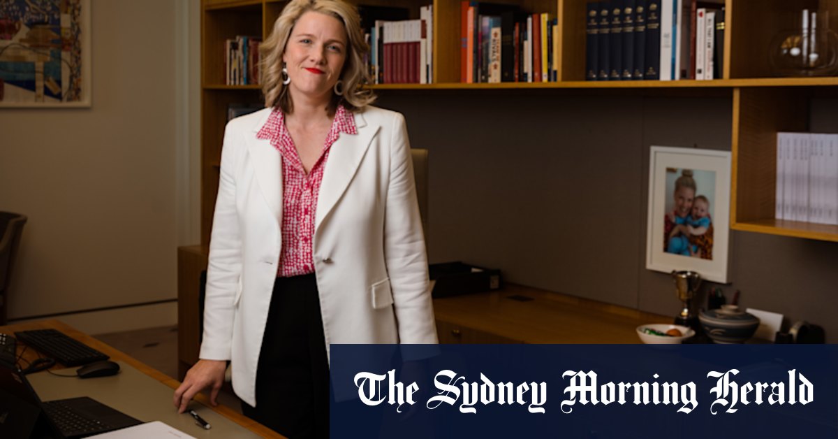 Clare O'Neil: New home affairs minister faces her biggest test - Vimarsana News