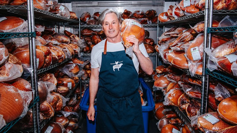 Neodvisni mesar premagal konkurenco in osvojil prvo mesto za najboljšo božično šunko v NSW in Viktoriji