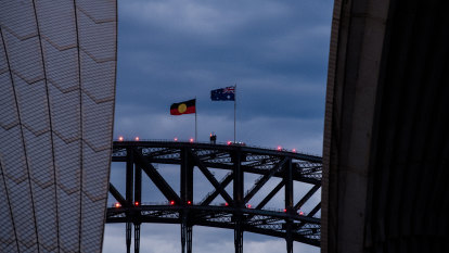 Aboriginal flag won’t fly permanently on Harbour Bridge