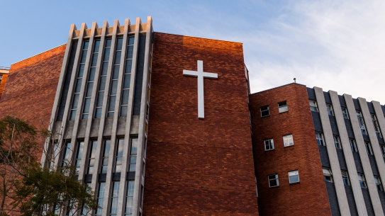 St Aloysius’ College, Milson’s Point is within the North Sydney Local Government Area. 