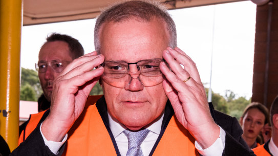 Scott Morrison will announce a funding package for the forestry industry to appeal to regional Tasmanian voters.