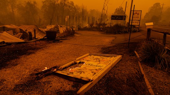 Bushfires. Mogo, a town on the NSW south coast has been devastated by bushfires earlier on today. Tuesday 31st December 2019. Photograph by James Brickwood. SMH NEWS 191231