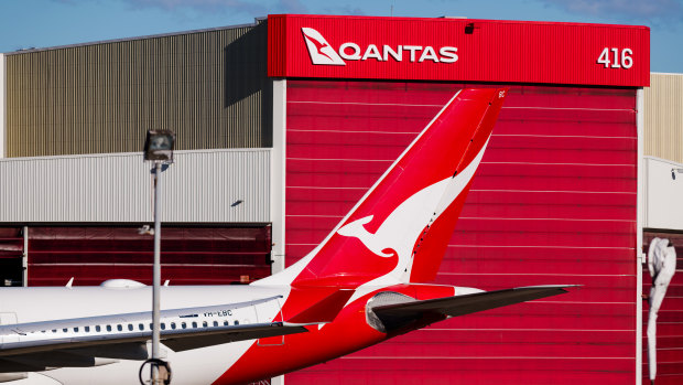Qantas to pay $120 million after settling ACCC case for misleading customers