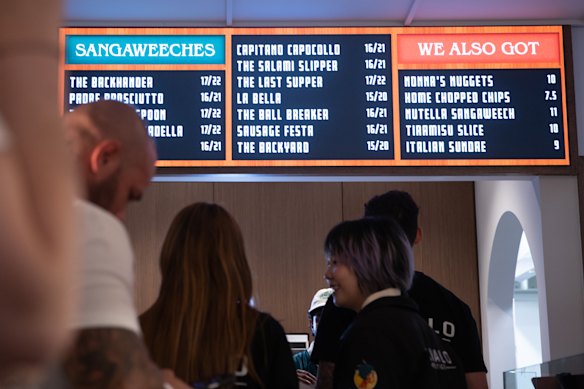 Panini come in “mamma” or “nonna” sized rolls.