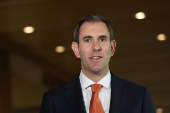 Shadow Treasurer Jim Chalmers took aim at the slow pace of Australia’s vaccination rollout.