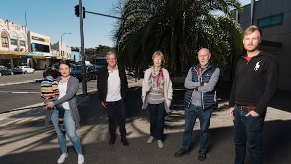 Support Lindfield president Linda McDonald (third from left) said residents did not want "hints of Chatswood high rises here".