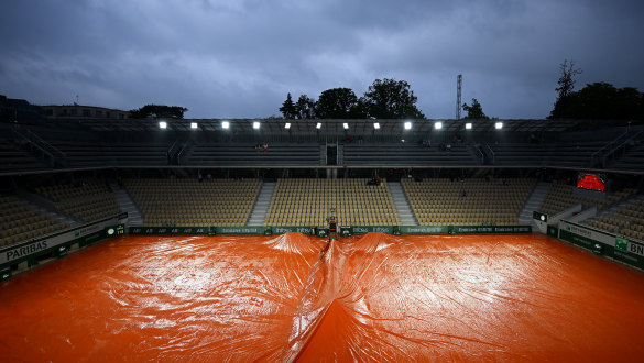 Rain and delays have been a theme at this year’s Roland-Garros tournament.