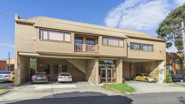 Australia GT has leased a city fringe office warehouse at 293 Arthur Street in Fairfield.