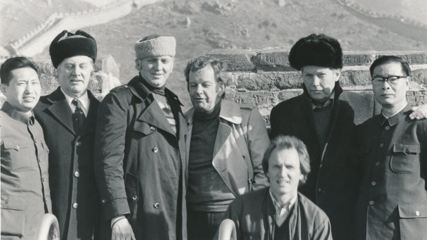 At the Great Wall of China, in 1979, from left: Chang Ching Ping, The Age Special Projects manager Jack Beverley, foreing editor Cameron Forbes, Creighton Burns, Michael Richardson, The Age editor Michael Davie, and Shi Chengxun. 
