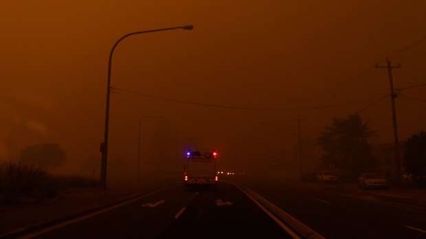 Bushfires reach Bateman’s Bay on New Year's Eve.