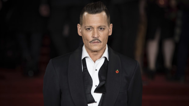 Actor Johnny Depp has settled a case against his former managers.  