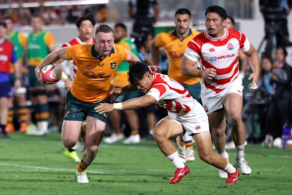 Harry Potter makes a break for the Wallabies