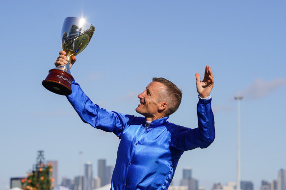 Damien Oliver after winning the Kennedy Oaks aboard Willowy at Flemington in 2021.