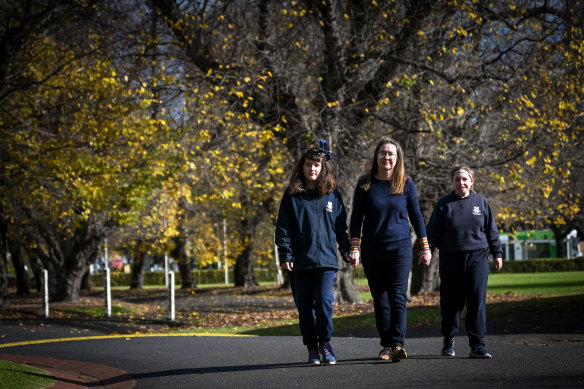 Gabrielle Quinlan, pictured with Zoe and Sophie. “As a parent, I’m furious,” she says.