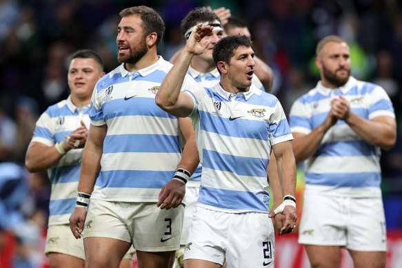 Cheika’s Argentina celebrate a hard-fought victory over Samoa.